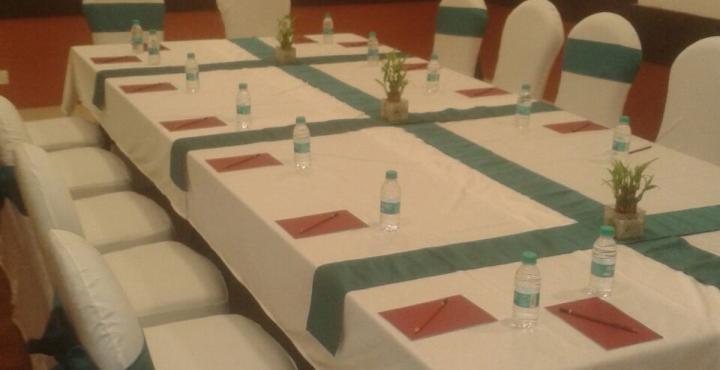 Xenious World Square Hotel Ghaziabad Dış mekan fotoğraf